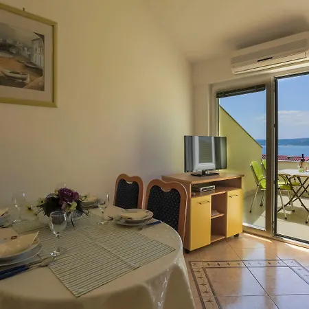 Апартаменты Beeindruckendes Mit Dachterrasse, Meerblick, Elektrogrill - Nur 350 Meter Zum *