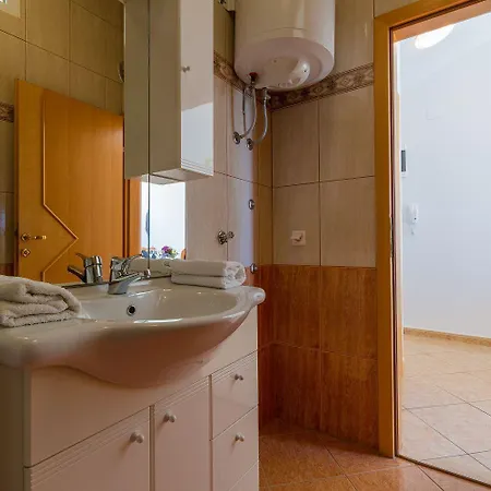 Beeindruckendes Mit Dachterrasse, Meerblick, Elektrogrill - Nur 350 Meter Zum Apartament *