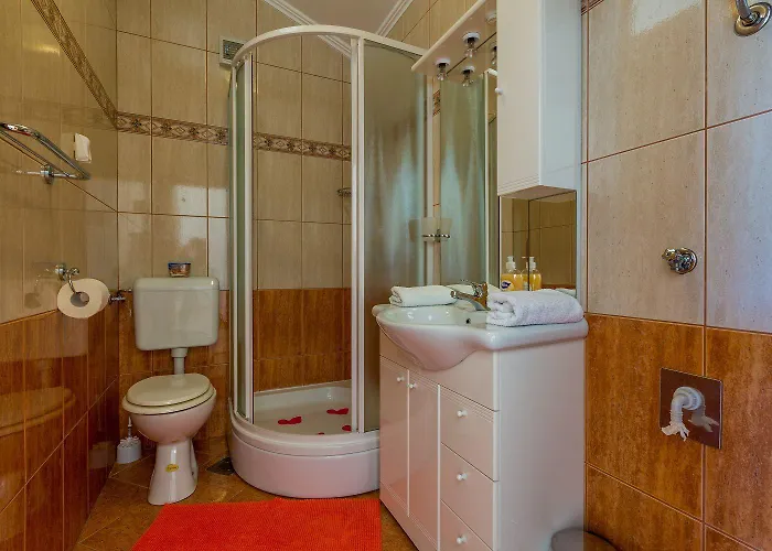 Apartamento Beeindruckendes Mit Dachterrasse, Meerblick, Elektrogrill - Nur 350 Meter Zum Dramalj